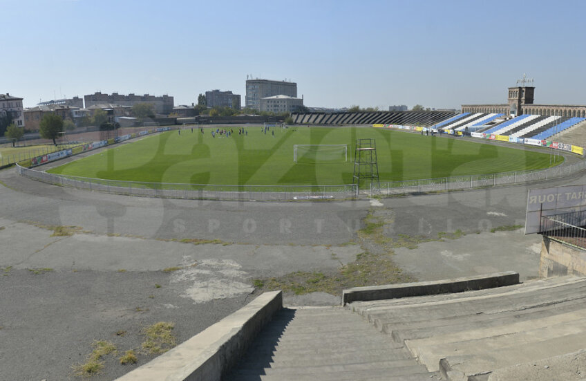 Arena lui Alashkert, ridicată în 1960 // FOTO Alex Nicodim (Erevan)