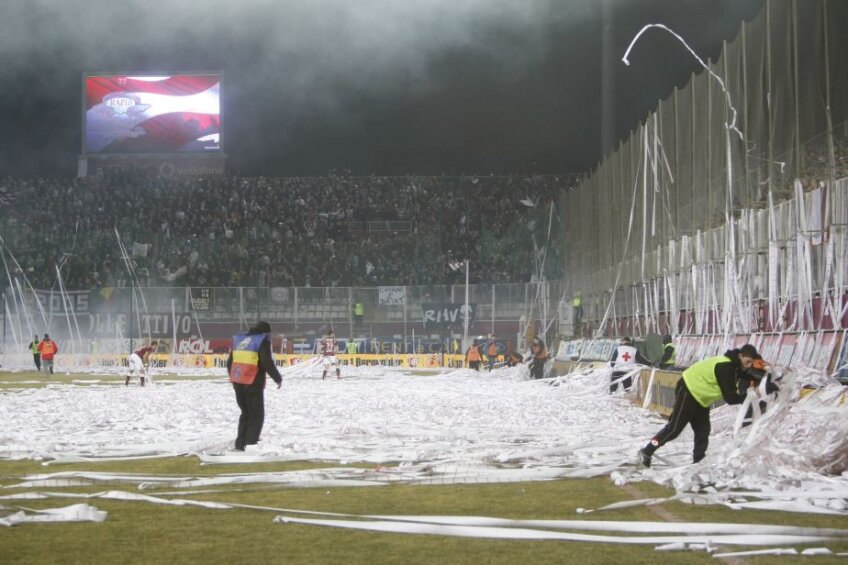 Imagine de la Rapid -
 Dinamo din 2011. Arhivă GSP