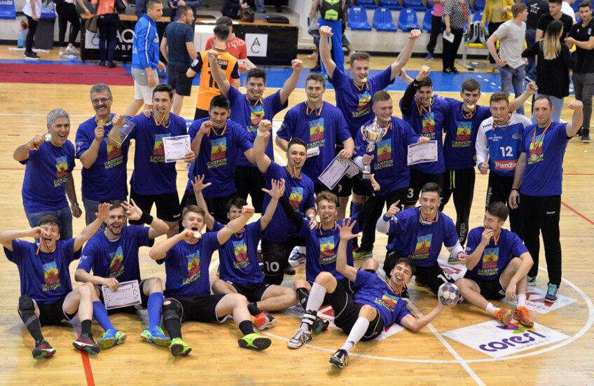 CSSM Bacău acum 4 ani, echipa care câștiga titlul național la juniori 3