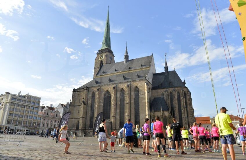 Catedrala din Plzen are o vechime de șapte secole // FOTO: Alex Nicodim