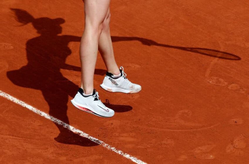 Zboară la Roland Garros. Una dintre marile favorite ale turneului parizian, Elina Svitolina, într-o imagine inedită surprinsă de fotoreporteri (foto: reuters)