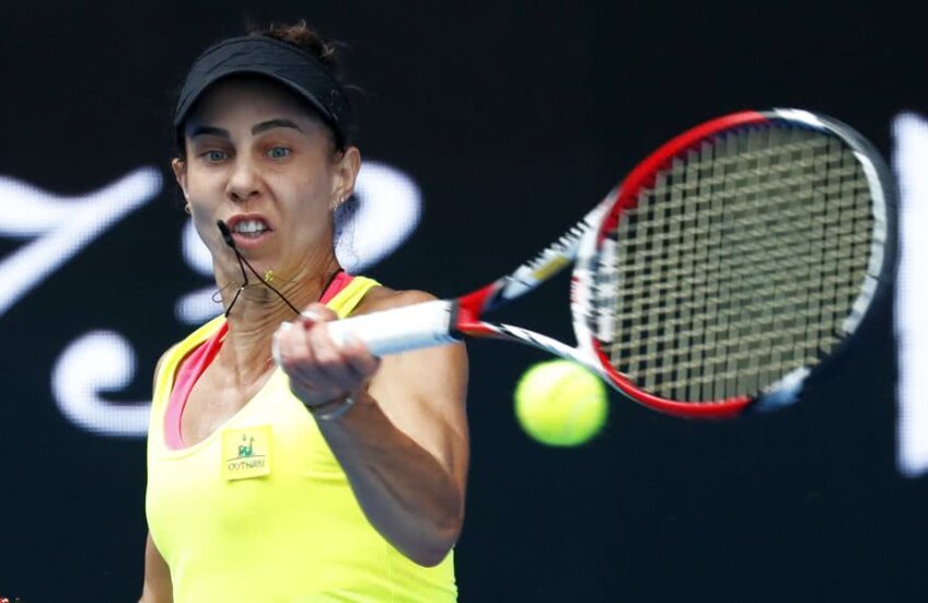 Mihaela Buzărnescu joacă acum cu Venus Williams în primul tur de la Australian Open // FOTO: Reuters
