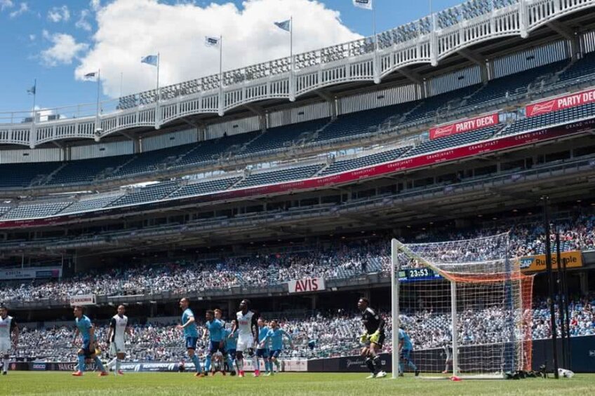 Yakees Stadium, arena pe care New York City își dispută meciurile de pe teren propriu