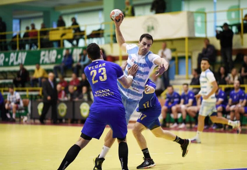 Steaua - HC Dobrogea FOTO: Raed Krishan