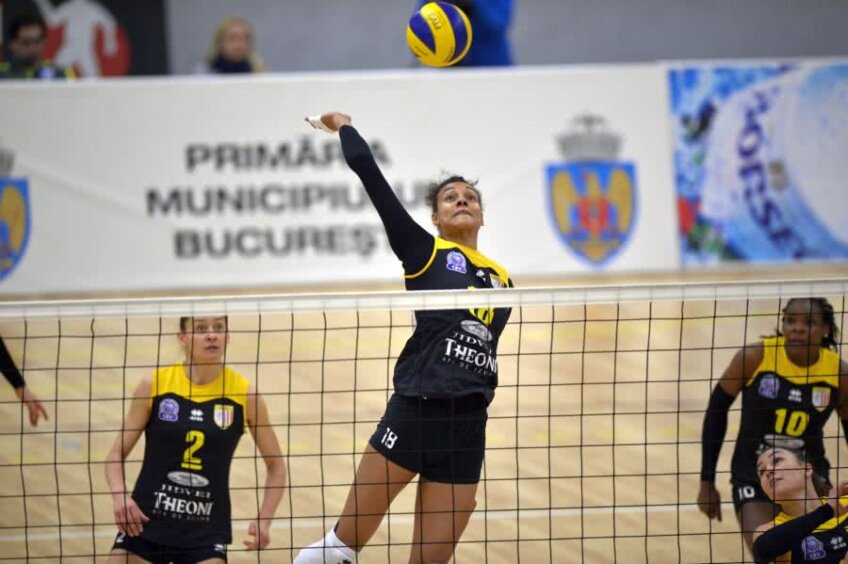 Nneka Onyejekwe de la Volei Alba Blaj a fost aleasă în echipa ideală a Ligii Campionilor în sezonul trecut