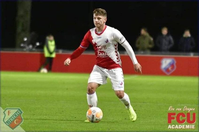 Dragoș Albu a plecat de doi ani la Utrecht U23, cu sprijinul lui Ovidiu Stângă, a marcat vineri un gol contra celor de la FC Eindhoven, chiar în ziua în care a împlinit 18 ani