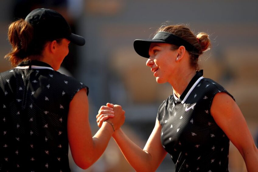 Simona Halep și Iga Swiatek, puștoaica de 18 ani pe care a învins-o la Roland Garros // foto: Guliver/Getty Images