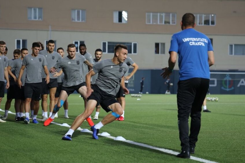 FOTO: Facebook Universitatea Craiova // Antrenamentul oficial înaintea meciului cu Sabail FK