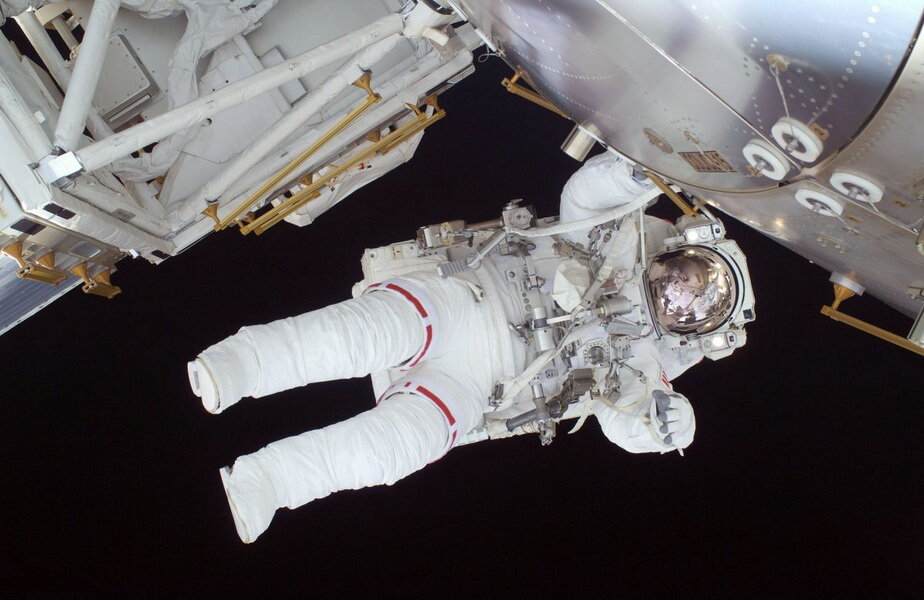 30.000 de dolari pentru cine găsește un înlocuitor pentru pampers-ul astronauților ► Foto: notizie.delmondo.info