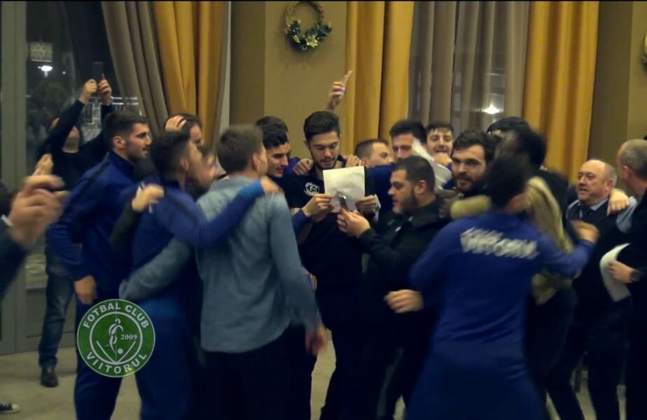 Video UitaÈ›i De Steaua E Numai Una Melodia Pe Care Au SÄƒrbÄƒtorit FotbaliÈ™tii Viitorului Primul Loc La Finalul Anului