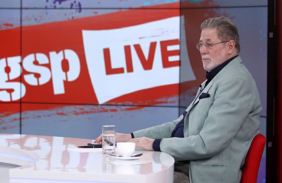 Csu Craiova Fcsb La Gsp Live Cornel Dinu E Acum La Gsp Live și Analizează Prima Repriză Din Csu Craiova Fcsb