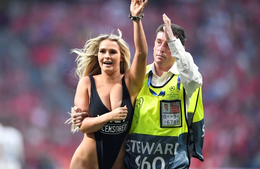 Foto Kinsei Wolanski și A Aflat Amenda Pentru Gestul Făcut In Timpul Finalei Ligii Campionilor
